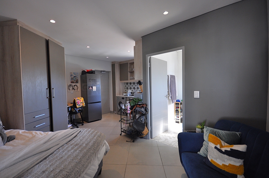 1 Bedroom Property for Sale in Dennesig Western Cape